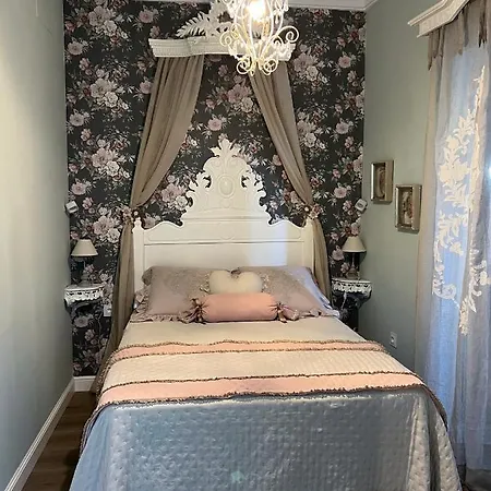 Hotel Boutique Iulia 5 Estrellas 5*