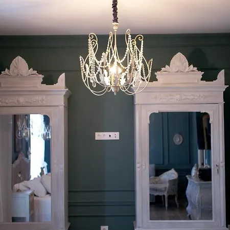 Boutique Iulia 5 Estrellas Hotel Medina de las Torres