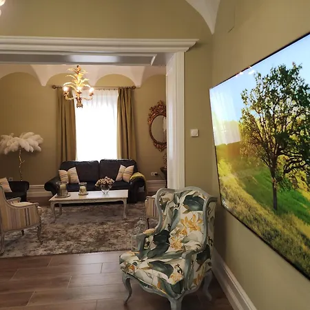 Boutique Iulia 5 Estrellas Hotel Medina de las Torres