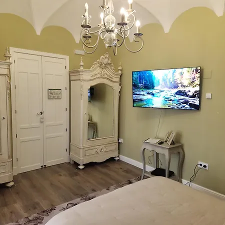 Boutique Iulia 5 Estrellas 5*