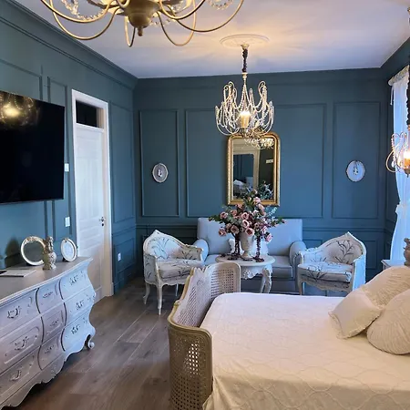 Boutique Iulia 5 Estrellas Hotel 5*
