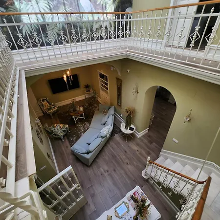 Boutique Iulia 5 Estrellas Hotel 5*