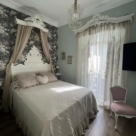Boutique Iulia 5 Estrellas 5* Medina de las Torres