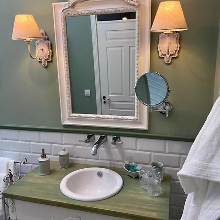 Boutique Iulia 5 Estrellas Hotel 5*