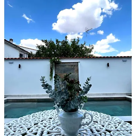 فندق Boutique Iulia 5 Estrellas Medina de las Torres