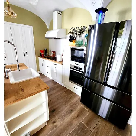 Hotel Boutique Iulia 5 Estrellas 5*