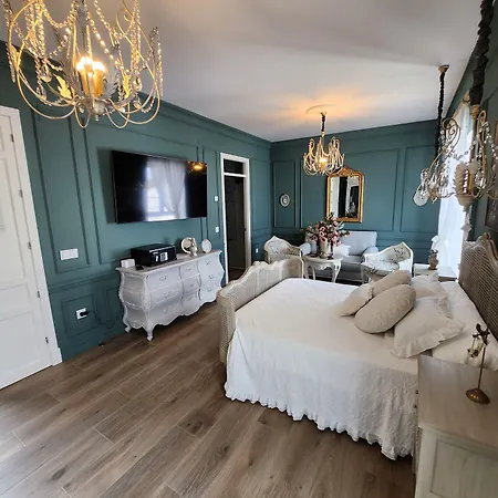 Boutique Iulia 5 Estrellas 5*