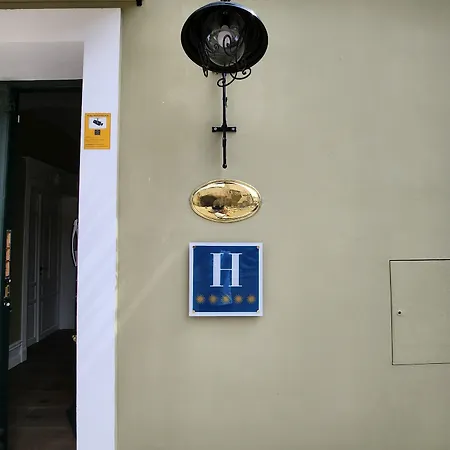 Hotel Boutique Iulia 5 Estrellas 5*