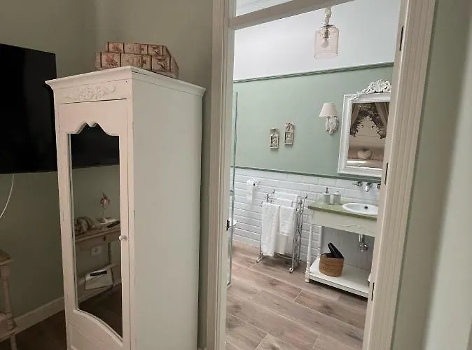 Boutique Iulia 5 Estrellas Medina de las Torres