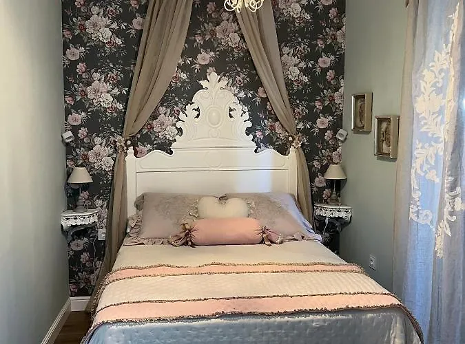 Hotel Boutique Iulia 5 Estrellas 5*