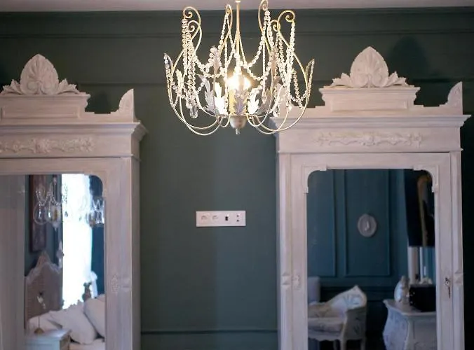 Boutique Iulia 5 Estrellas Hotel Medina de las Torres