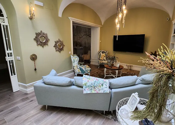 Boutique Iulia 5 Estrellas