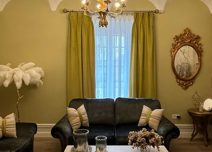 Boutique Iulia 5 Estrellas Hotel Medina de las Torres