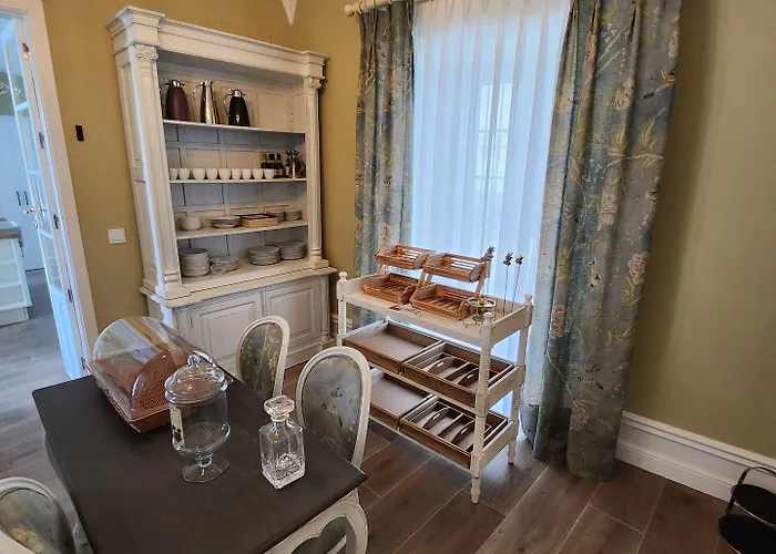 Boutique Iulia 5 Estrellas Hotel